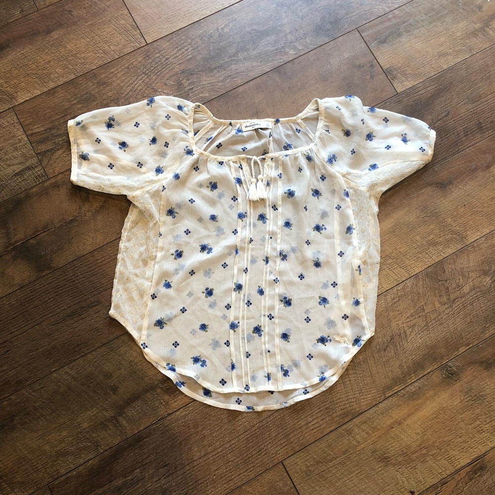 Flower patterned blouse - kid’s size xl